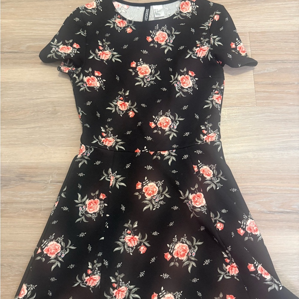 Floral Black and Pink Dress Size S